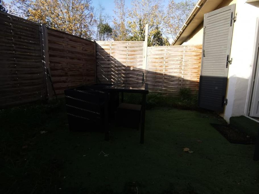 N1 F2 40M2 Avec Petit Jardin Apartment Herouville-Saint-Clair Bagian luar foto
