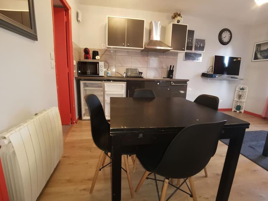 N1 F2 40M2 Avec Petit Jardin Apartment Herouville-Saint-Clair Bagian luar foto